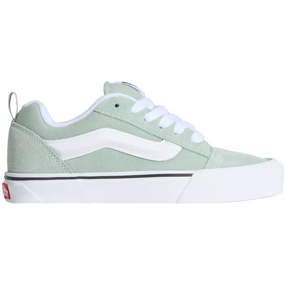 NWT - Vans Knu Skool Sneakers - Size 8